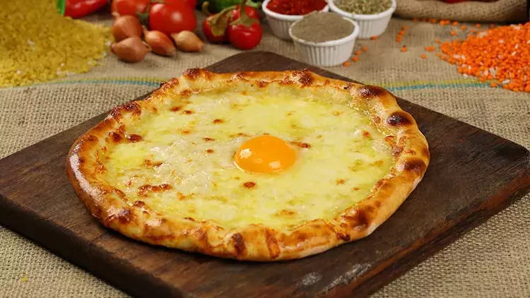 Trabzon Peynirli Pide